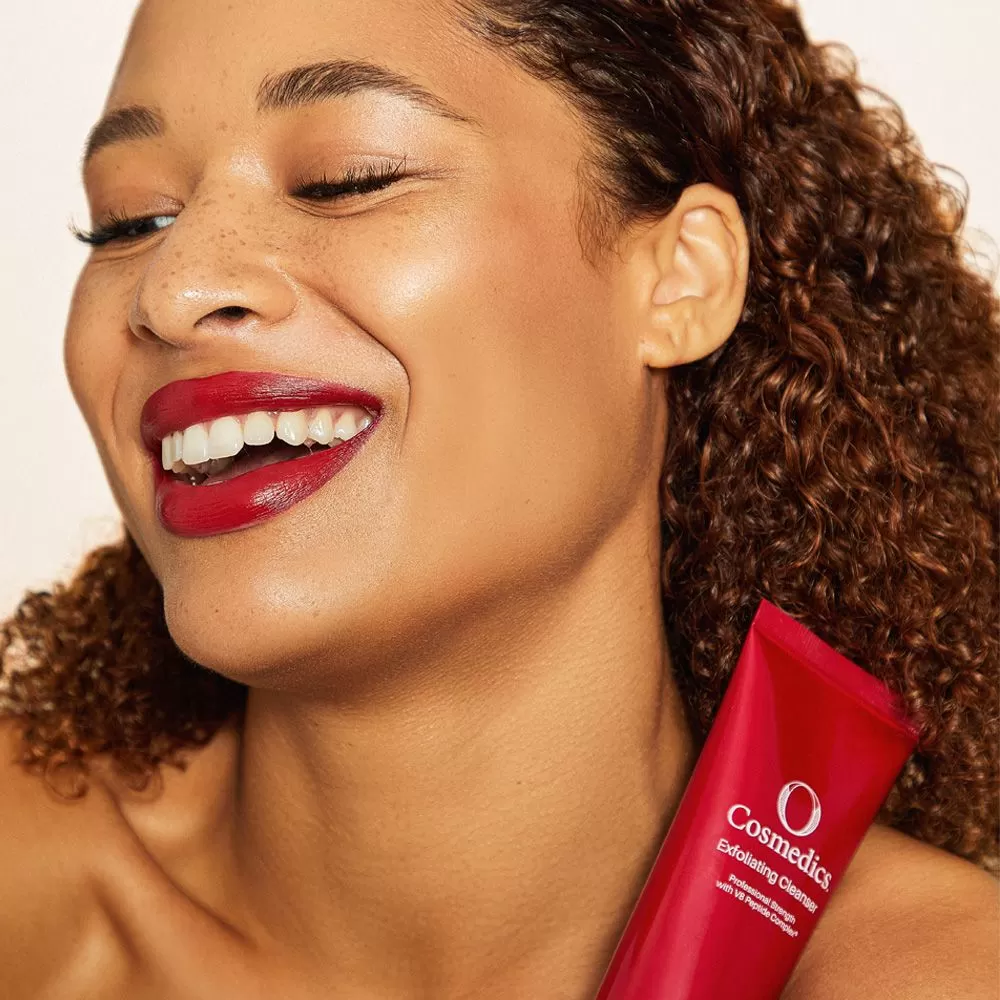 Exfoliating Cleanser - Professional Strength with V8 Peptide Complex®